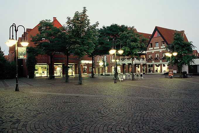 Foto 015, Everswinkel bei Straenlampen-Licht