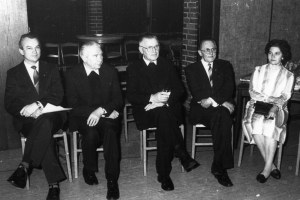 Jubiläum der Kolpingfamilie: Siegfried Wiedemann, Pfarrer Franz Lambrecht, Pfarrer Ferdinand Ostholt-Wipperfeld, Willy Leuer, Margret Leuer   am 13 Jan. 1985 