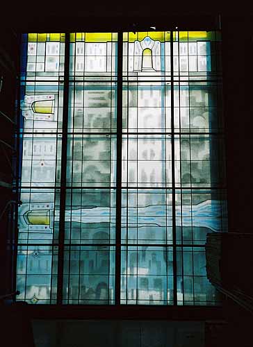 groes Kirchenfenster in  
